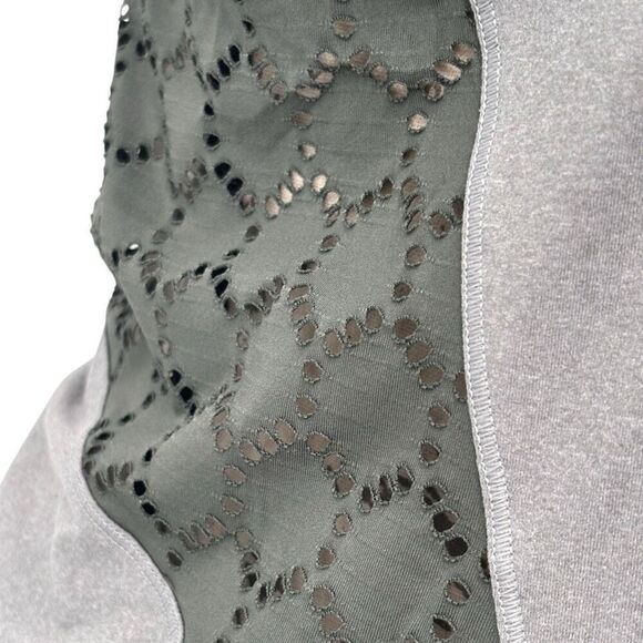Athleta Eyelet Unsinkable Yoga Tank Top Graphite Gray Size Small - Picture 11 of 13